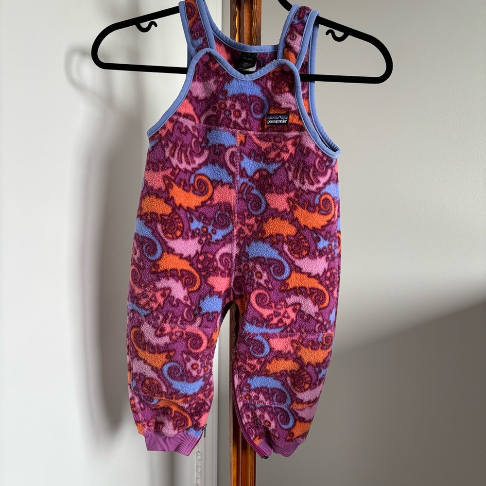 Patagonia Vintage fleece Jumpsuit size 18 months